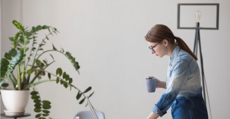 استاد علی مهر آیین (ادبیات و هوش کلامی)